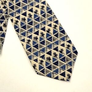 Mens 100% Silk Tie GEOFFREY BEENE Luxury Design‎ Necktie Blue & White